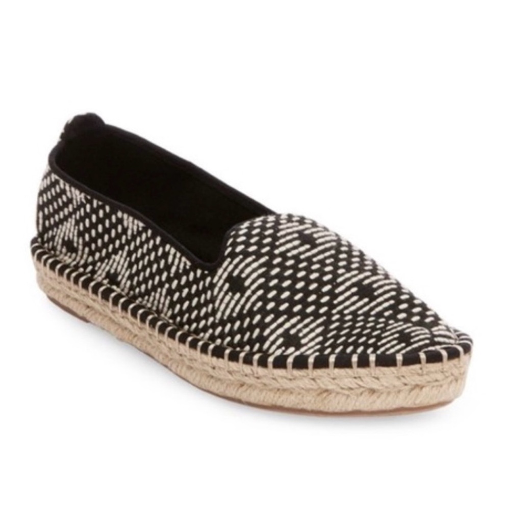 DV DOLCE VITA TARGET Desiree Tribal Print Espadrilles | Size 9 | Black White